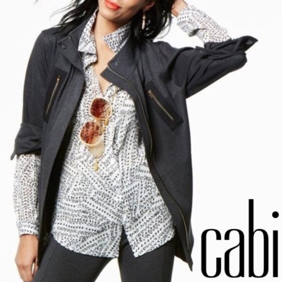 Cabi Split Back Shirt Button Front Blouse 3255 Graphic Black White Size Small - Picture 1 of 9